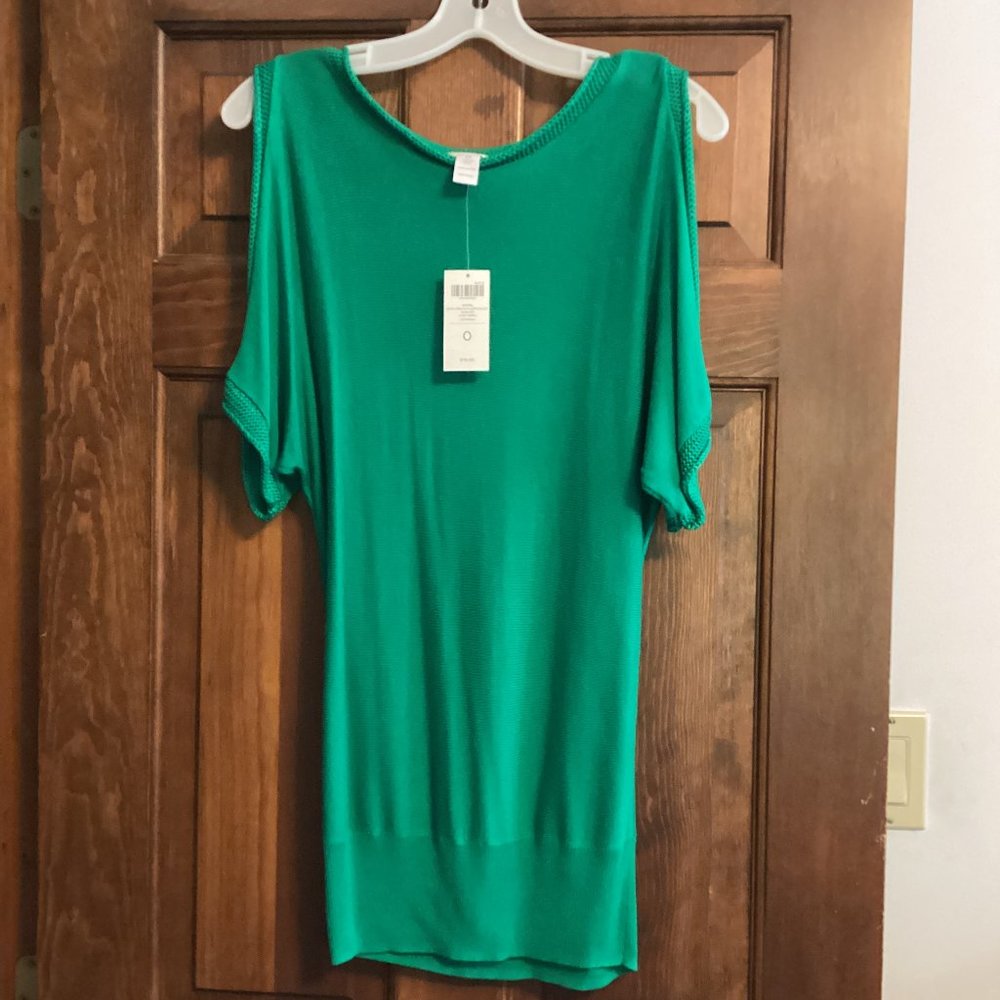 Ladies Chico's NWT Size 0 / Small Short Sleeve Cold Shoulder Top Shirt Sweater